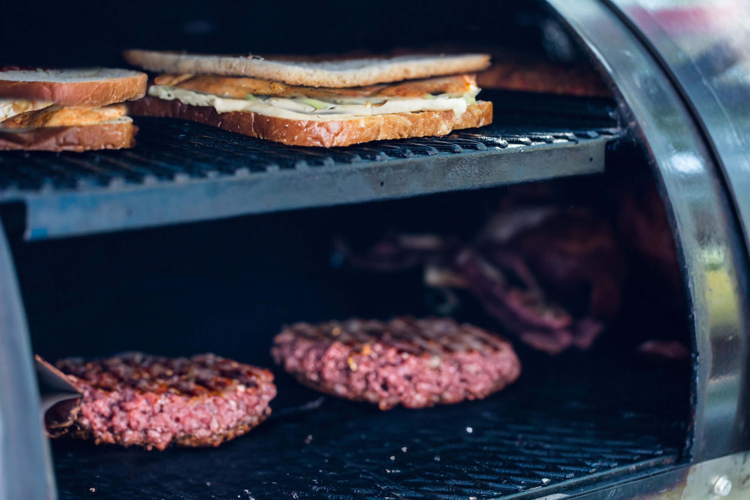 Meat And Sandwich Smoker